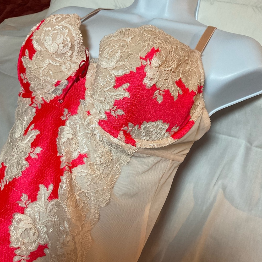 Victoria's Secret Red and Cream Lace Chemise with Underwire Support - Picture 2 of 5